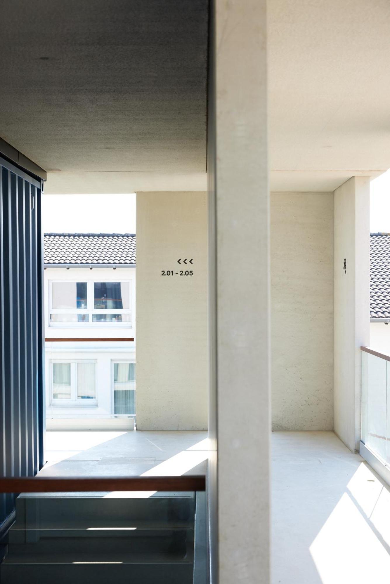 Tin Inn - Heinsberg - Das Hotel Aus Hochwertig Ausgebauten Ueberseecontainern Eksteriør billede